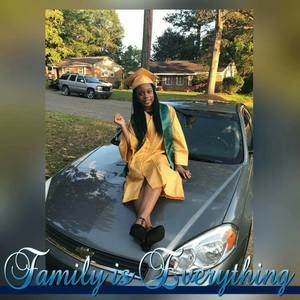 Meet your Posher, Joann